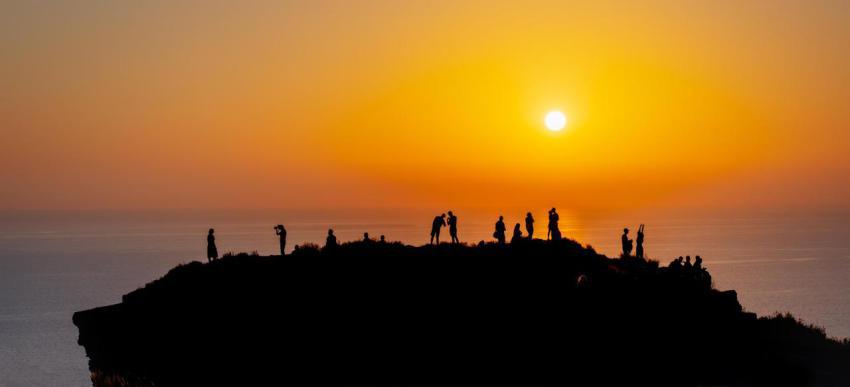 People enjoy sunset 2023 11 27 22 57 44 utc