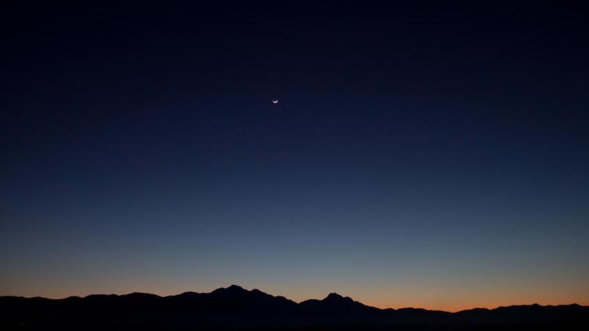 02878 thesleepinggiantandthemoon 2560x1440