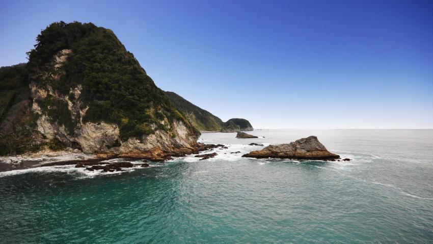 03000 nzcoastline 2560x1440