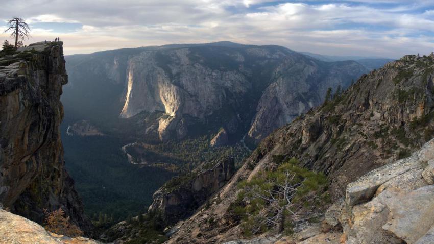 03169 taftpointyosemitecalifornia 2560x1440