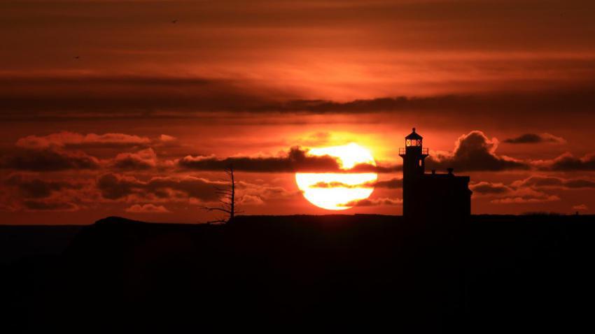 03207 aragolighthouse 2560x1440