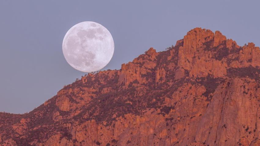 03299 tucsonsupermoon 2560x1440