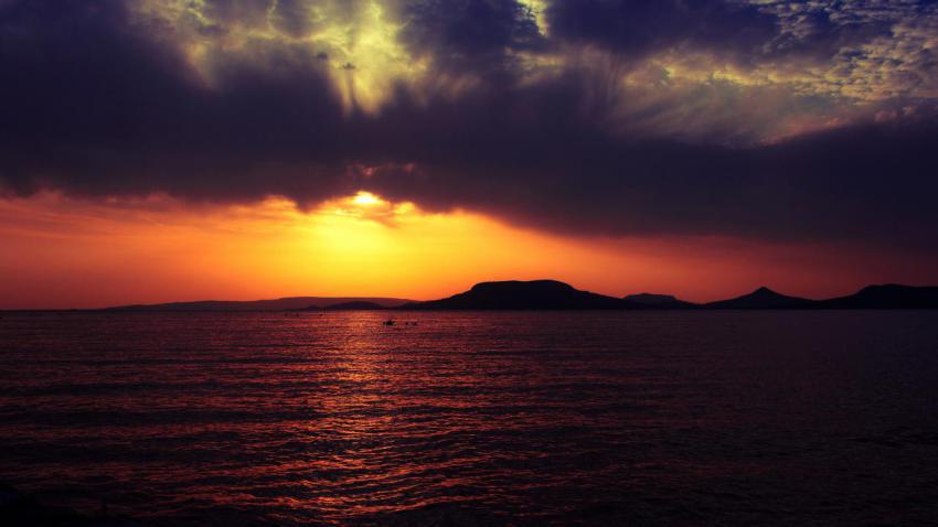 03327 badacsony 2560x1440