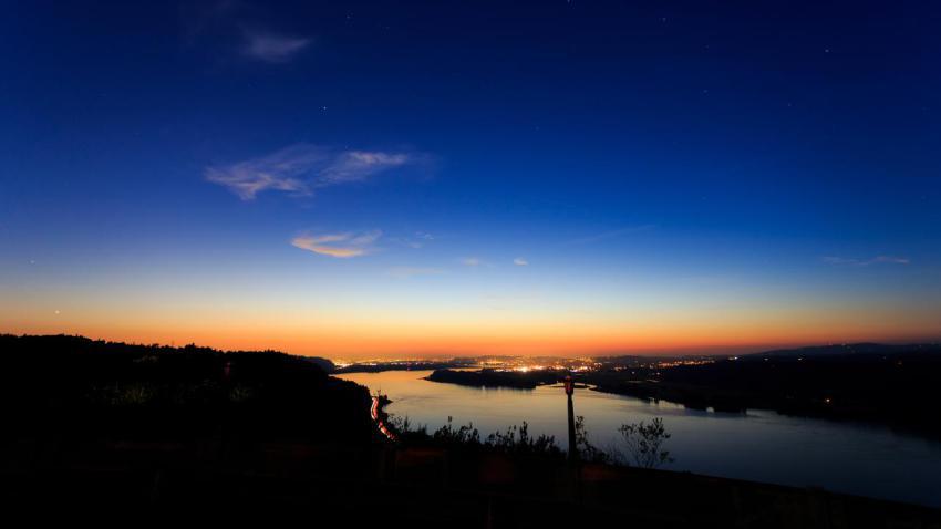 03380 sunsetoverportland 2560x1440