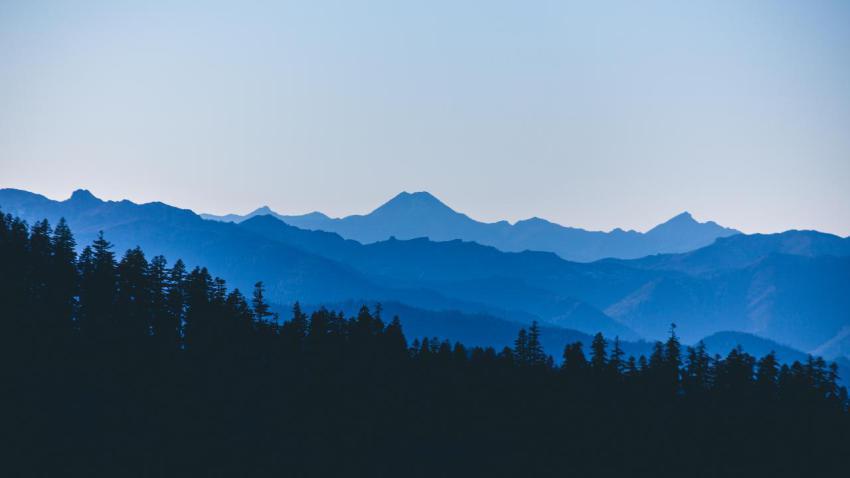 03464 mountainsofredbutteswilderness 2560x1440
