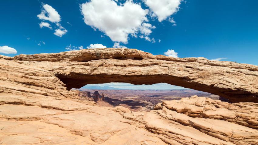 03471 mesaarches 2560x1440