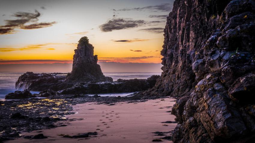 03693 cathedralrocksmorning 2560x1440