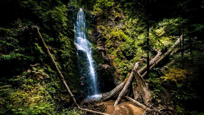 03699 berrycreekfalls 2560x1440