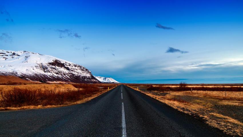 03711 icelandicroad 2560x1440