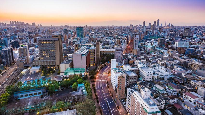 03926 tokyoskylineatdusk 2560x1440