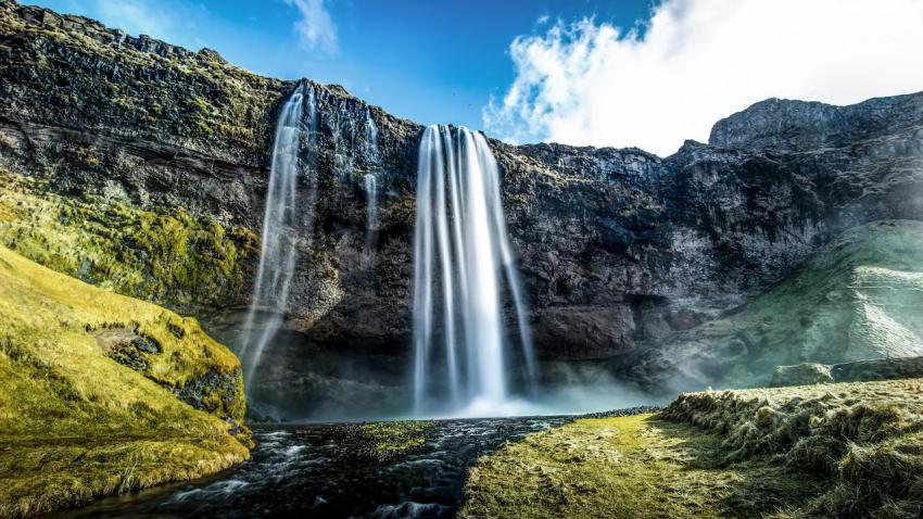 03958 seljalandsfossiceland 2560x1440