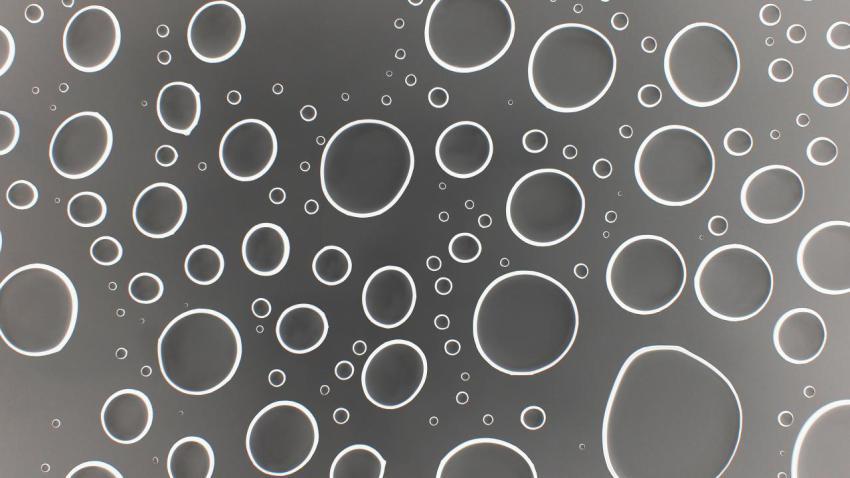 03963 waterdroppletsonsunroof 2560x1440