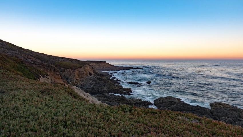 03964 sunriseonpointlobos 2560x1440