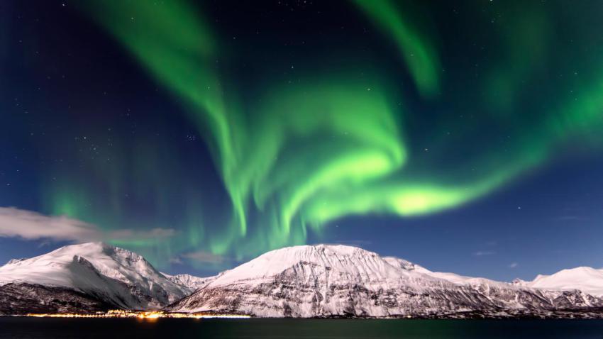 03971 ataleofthenorthernlights 2560x1440