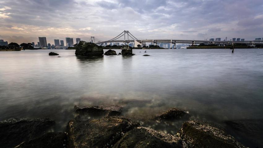 03995 tokyorainbowbridge 2560x1440