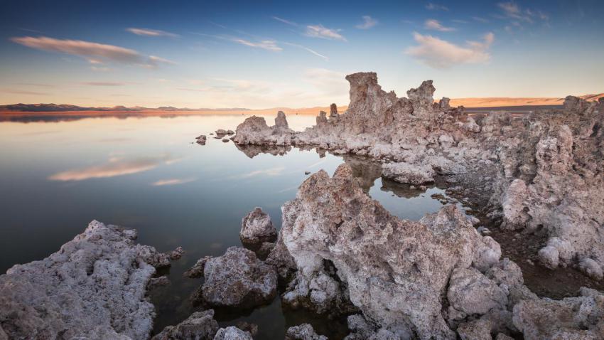 04044 monolake 2560x1440