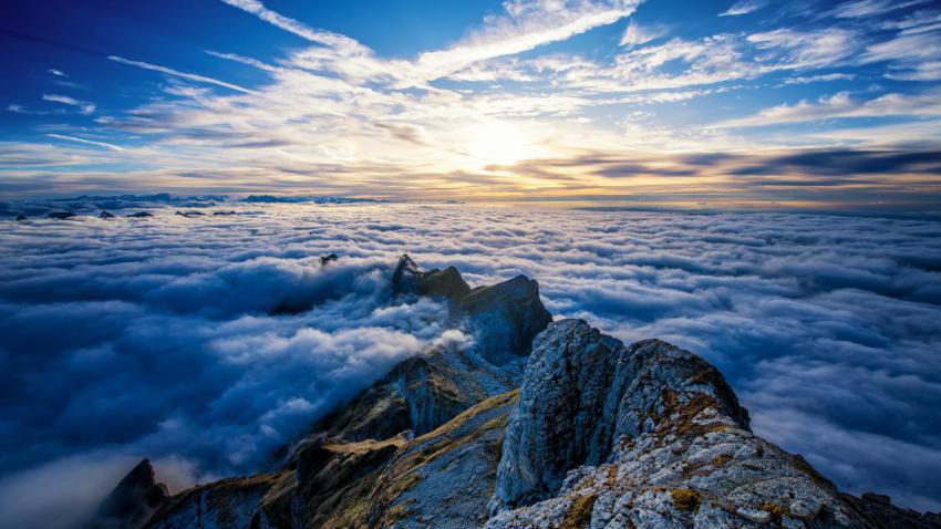 04139 thefreshairofsaentismountain 2560x1440