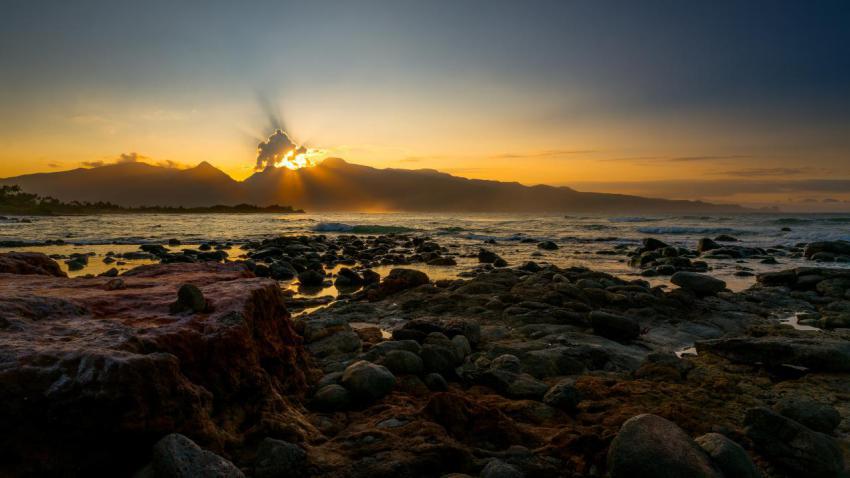 04147 babybeachsunset 2560x1440