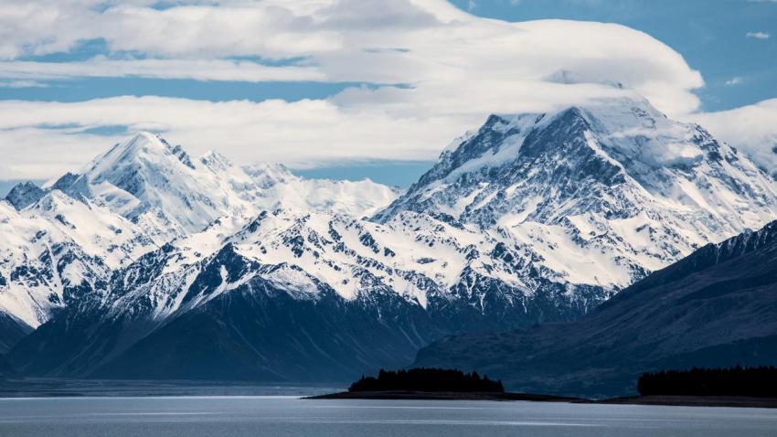 Empire Of Snow