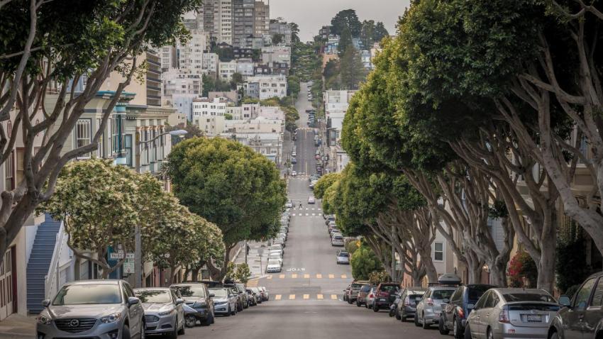 Looking up Lombard St
