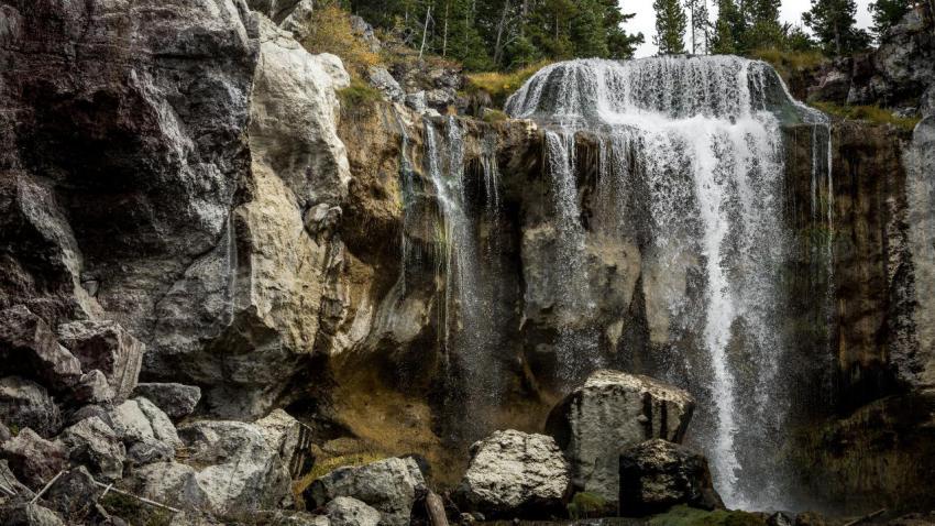 Paulina Falls on the Right