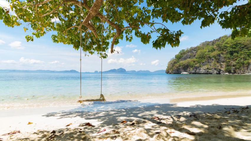 Paradise Beach Cadlao Island