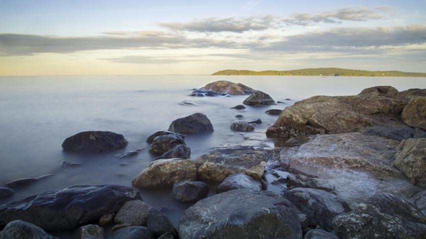Rocky Shore2