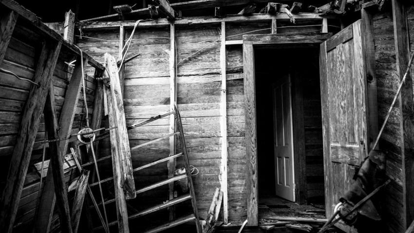 Smokey Mountain Abandoned Building