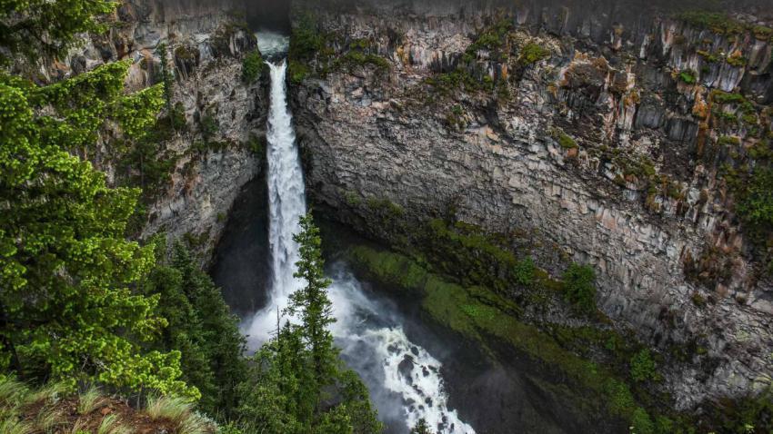 HelmckenWaterfall