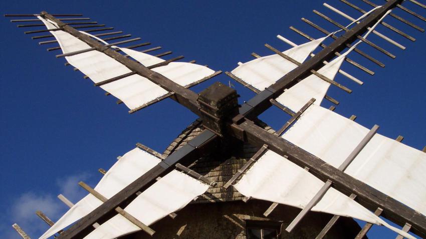 00159 moulin 2560x1440