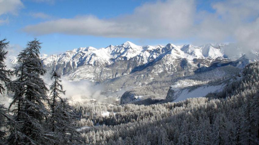 00698 snowmountains 2560x1440