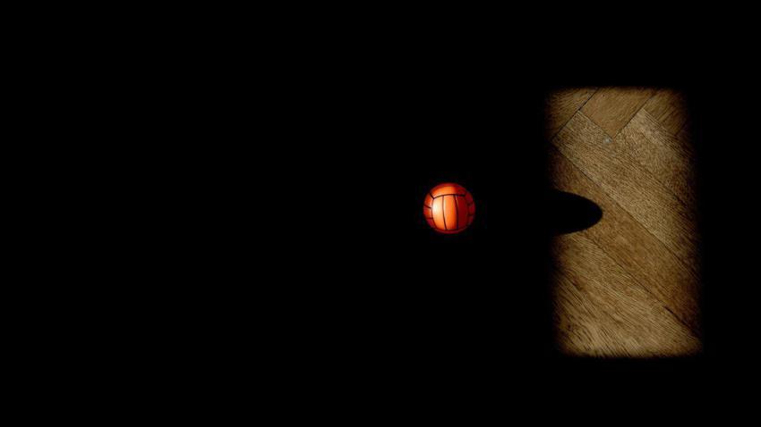 00737 orangeshadow 2560x1440