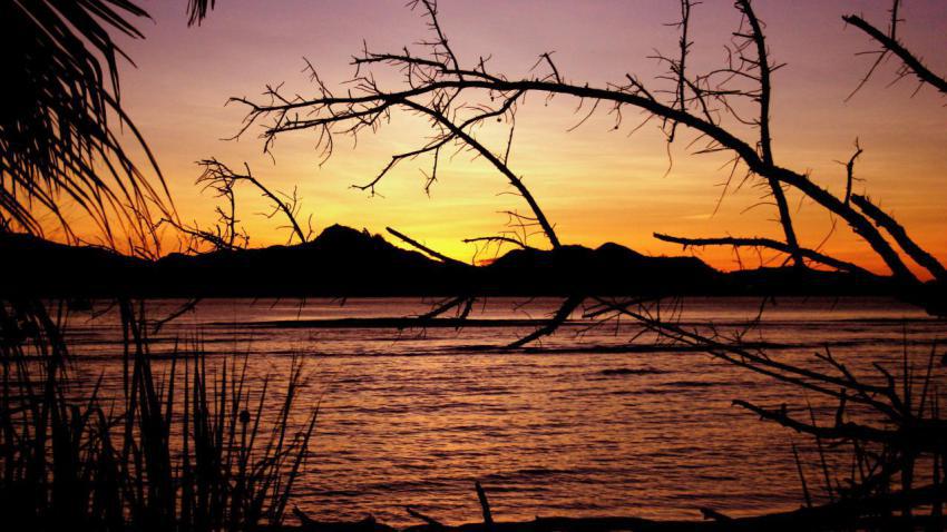 00793 seychellessunset 2560x1440