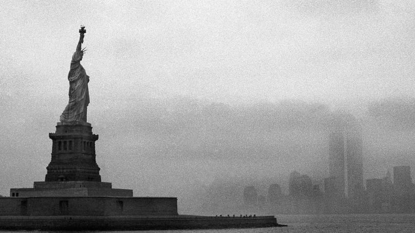 00834 cityofliberty 2560x1440