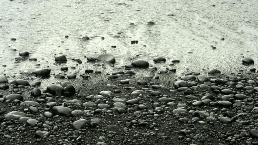 01111 blacksandbeach 2560x1440