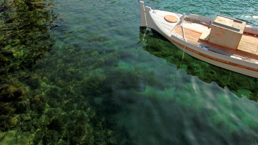 01302 boat 2560x1440
