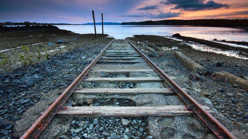01816 trackstonowhere 2560x1440