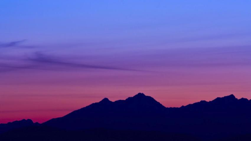 01836 mountainsilhouette 2560x1440