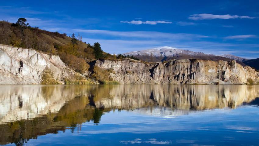 01901 bluelake 2560x1440