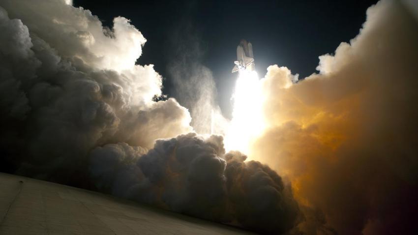 02166 endeavourslaunch 2560x1440