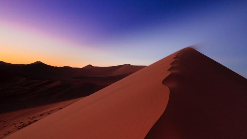 02167 sunriseoverthenamibsdunes 2560x1440