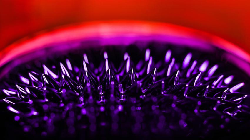 02181 ferrofluid 2560x1440