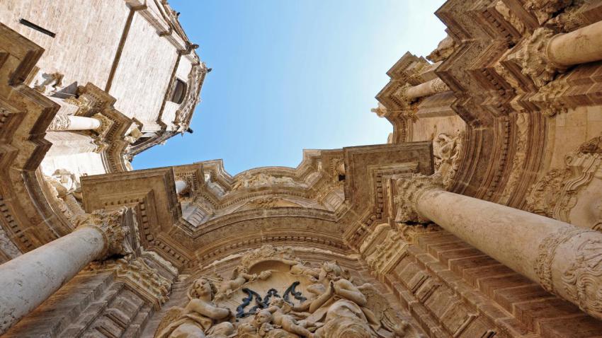 02254 cathedral 2560x1440