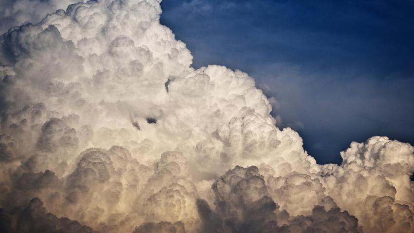 02282 denseclouds 2560x1440
