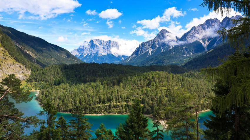 02383 rasthauszugspitzblick 2560x1440