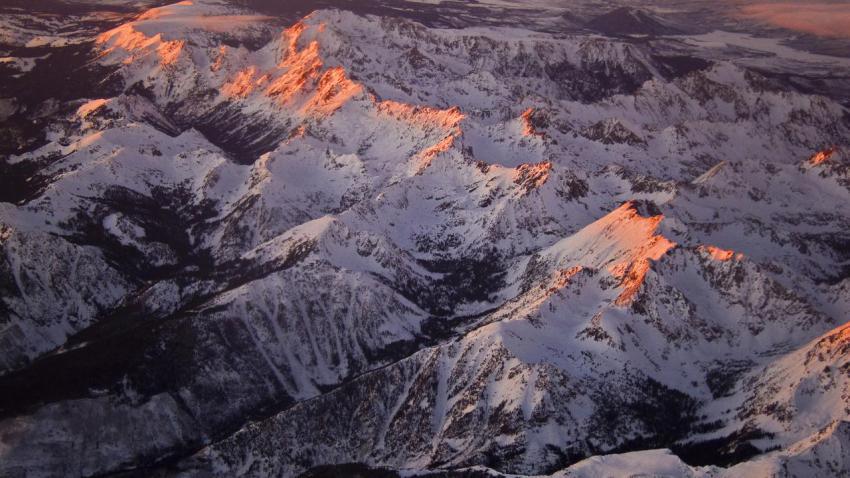 02498 aspenpeaks 2560x1440