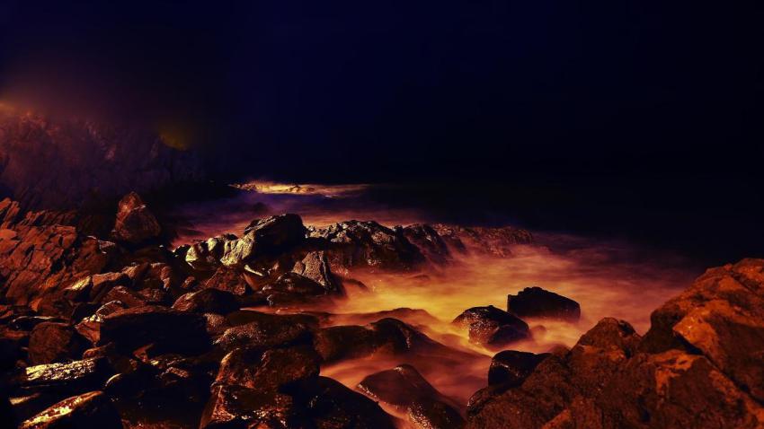 02505 glowingstones 2560x1440