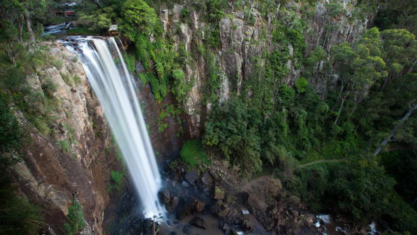 02645 queenmaryfalls 2560x1440