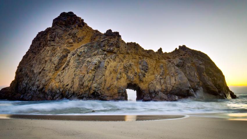 02695 pfeifferbeach 2560x1440