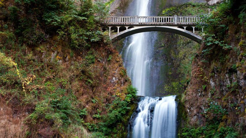 02712 multnomahfalls 2560x1440